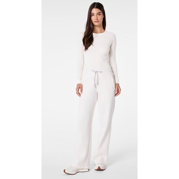 Figs Pants - Figs Logo Off Shift Wide Leg Sweatpants Women's Sz XS Off White